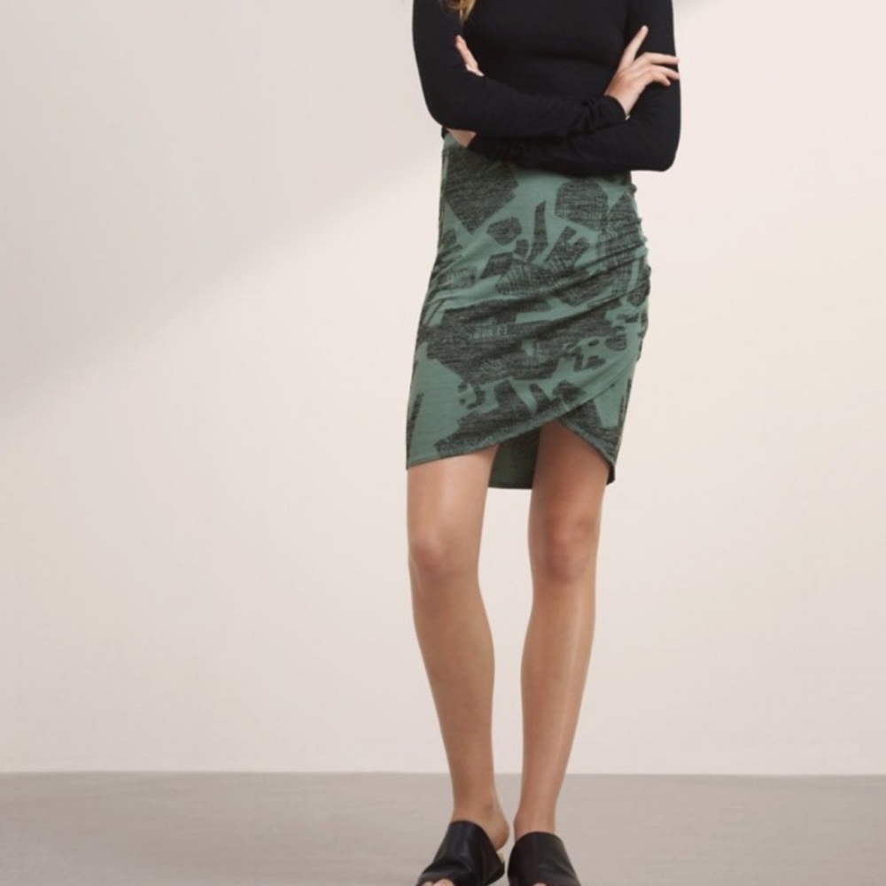 Wilfred Free ruched green stretch pencil skirt XS